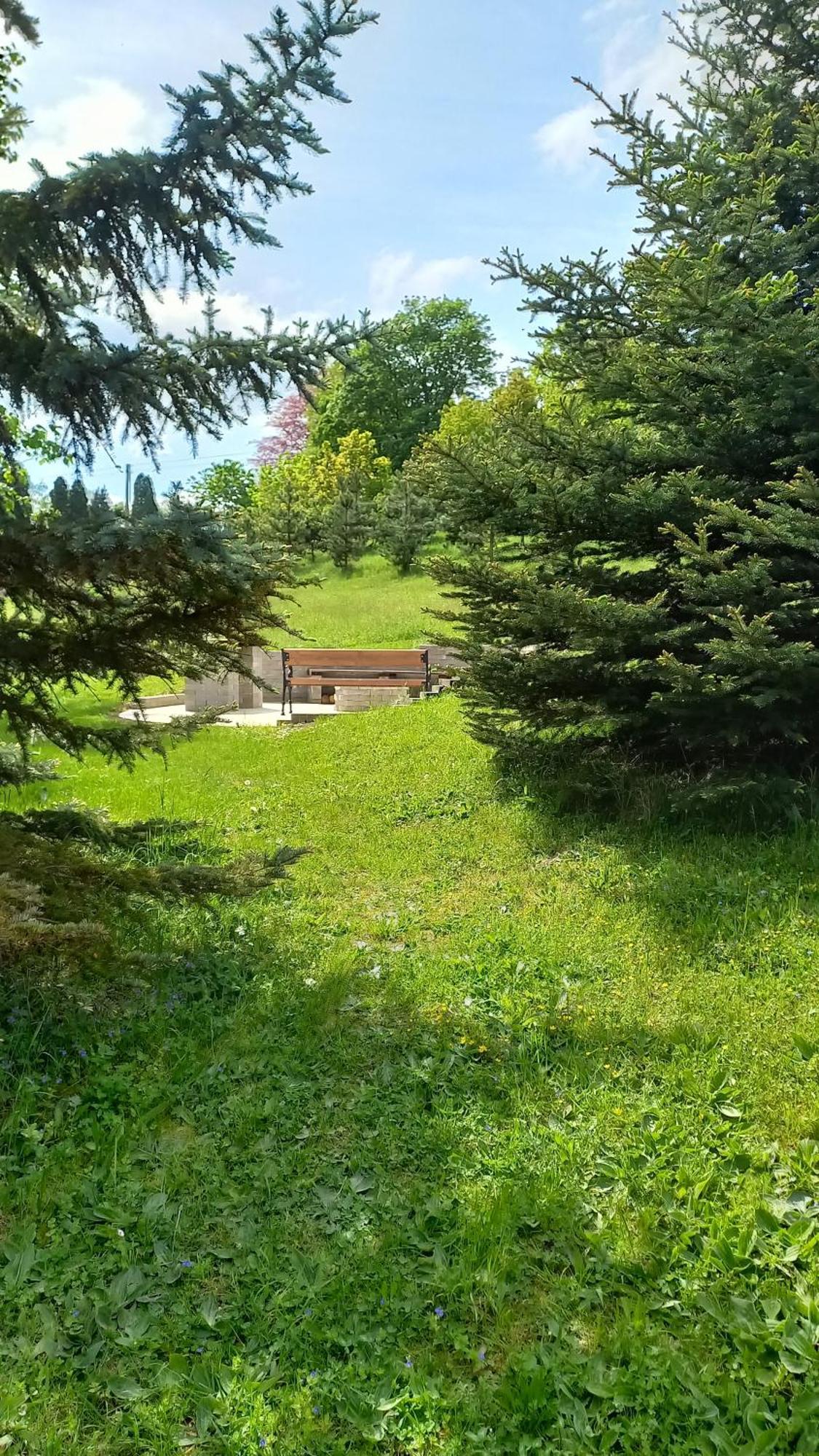 Hotel Formule Perštejn Esterno foto